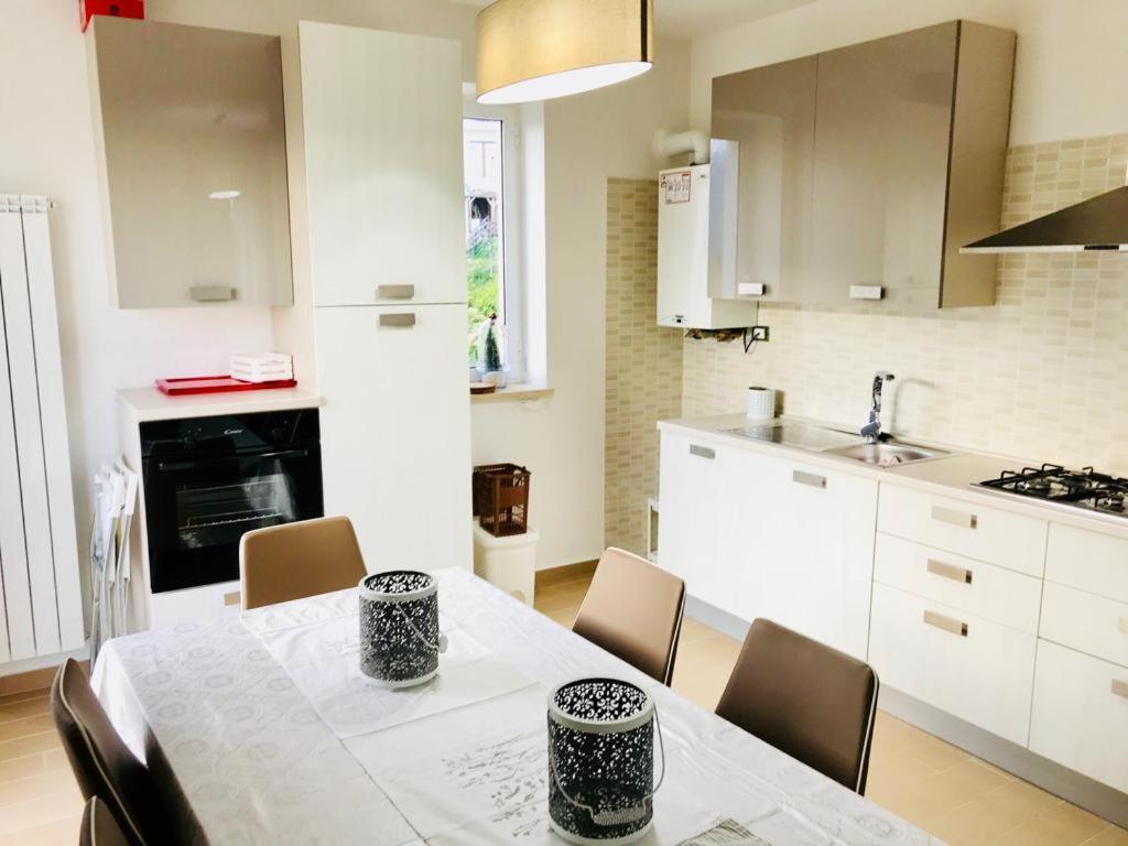 5 Miles Apt Appartement Rocca Cinquemiglia Buitenkant foto